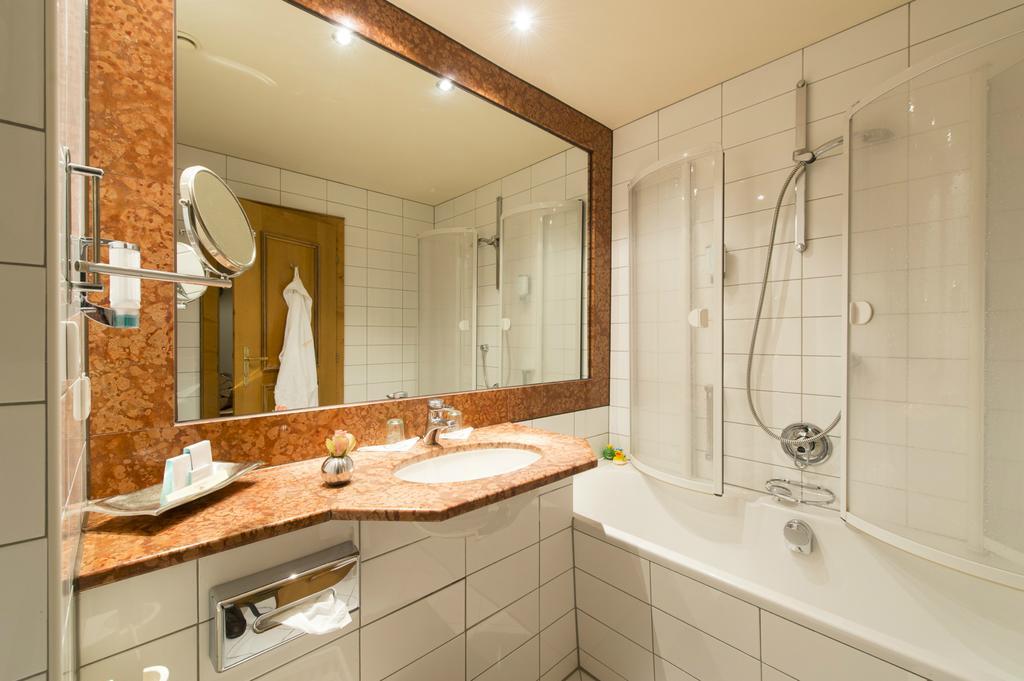 Alpenhotel Valluga Zuers Екстер'єр фото