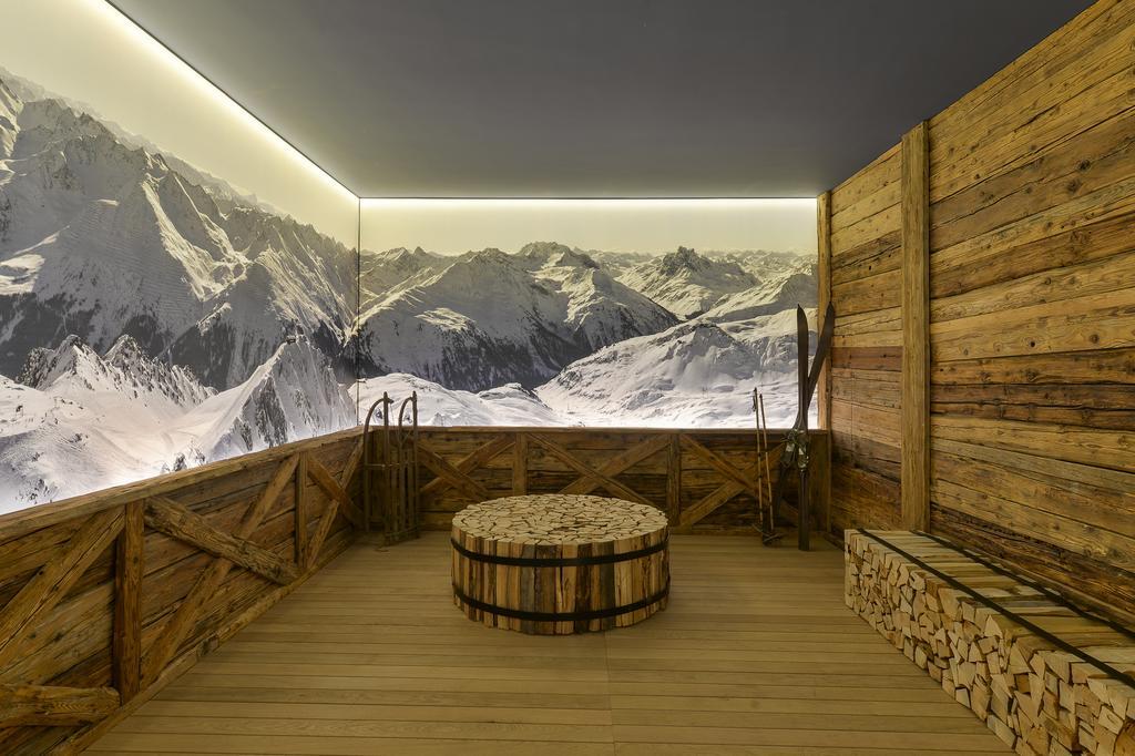Alpenhotel Valluga Zuers Екстер'єр фото
